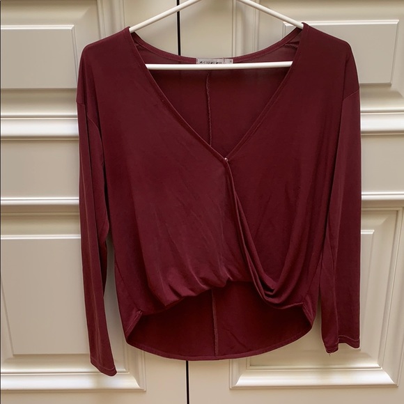 Urban Outfitters draped top - Picture 3 of 6
